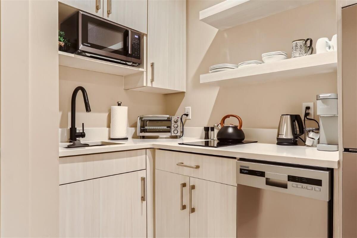 Serenity At Sloan'S 1-Br With A Modern Twist デンバー エクステリア 写真