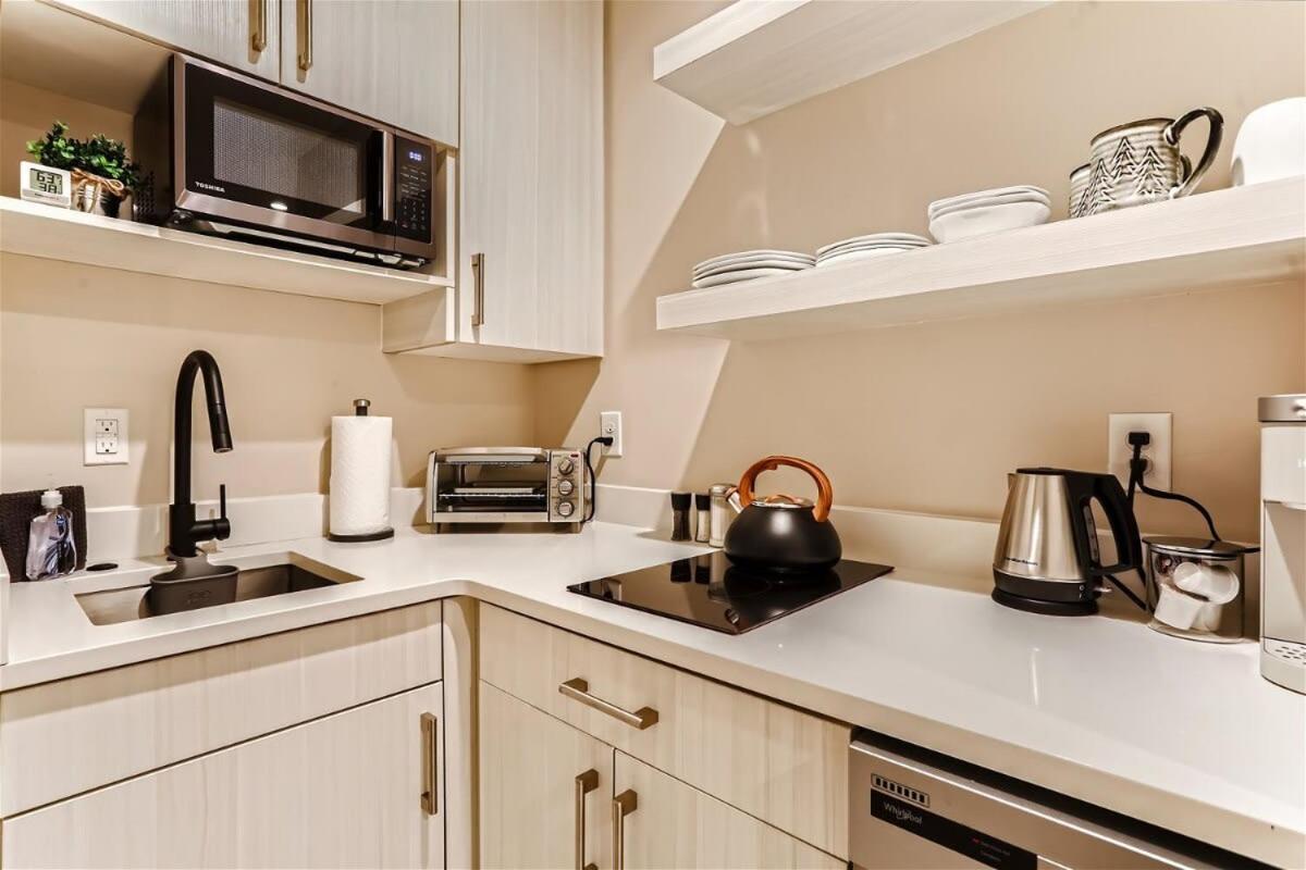 Serenity At Sloan'S 1-Br With A Modern Twist デンバー エクステリア 写真